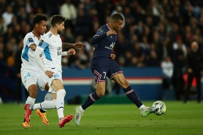 Psg lyon okezone piala usai juara lewati parisiens penalti adu prancis boateng